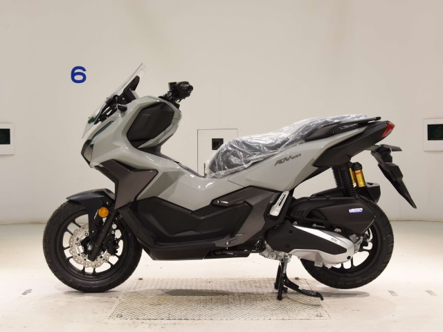 Honda ADV160