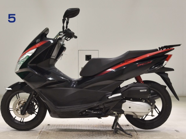 Honda PCX125-2