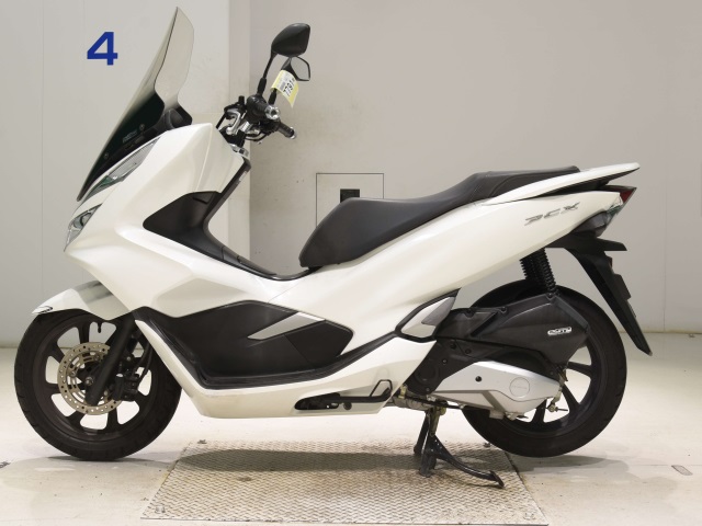 Honda PCX125-3