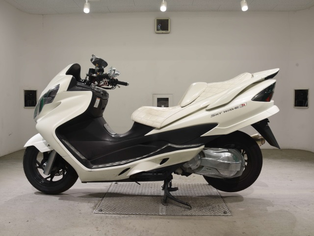 Suzuki SKYWAVE 250S-3