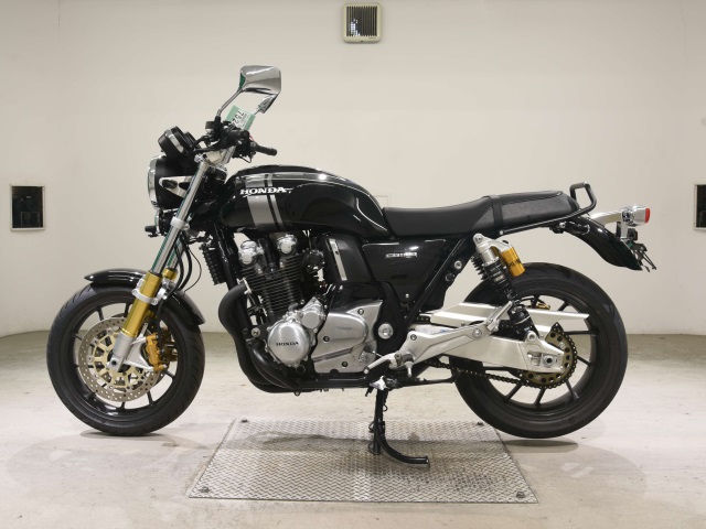 Honda CB1100RS