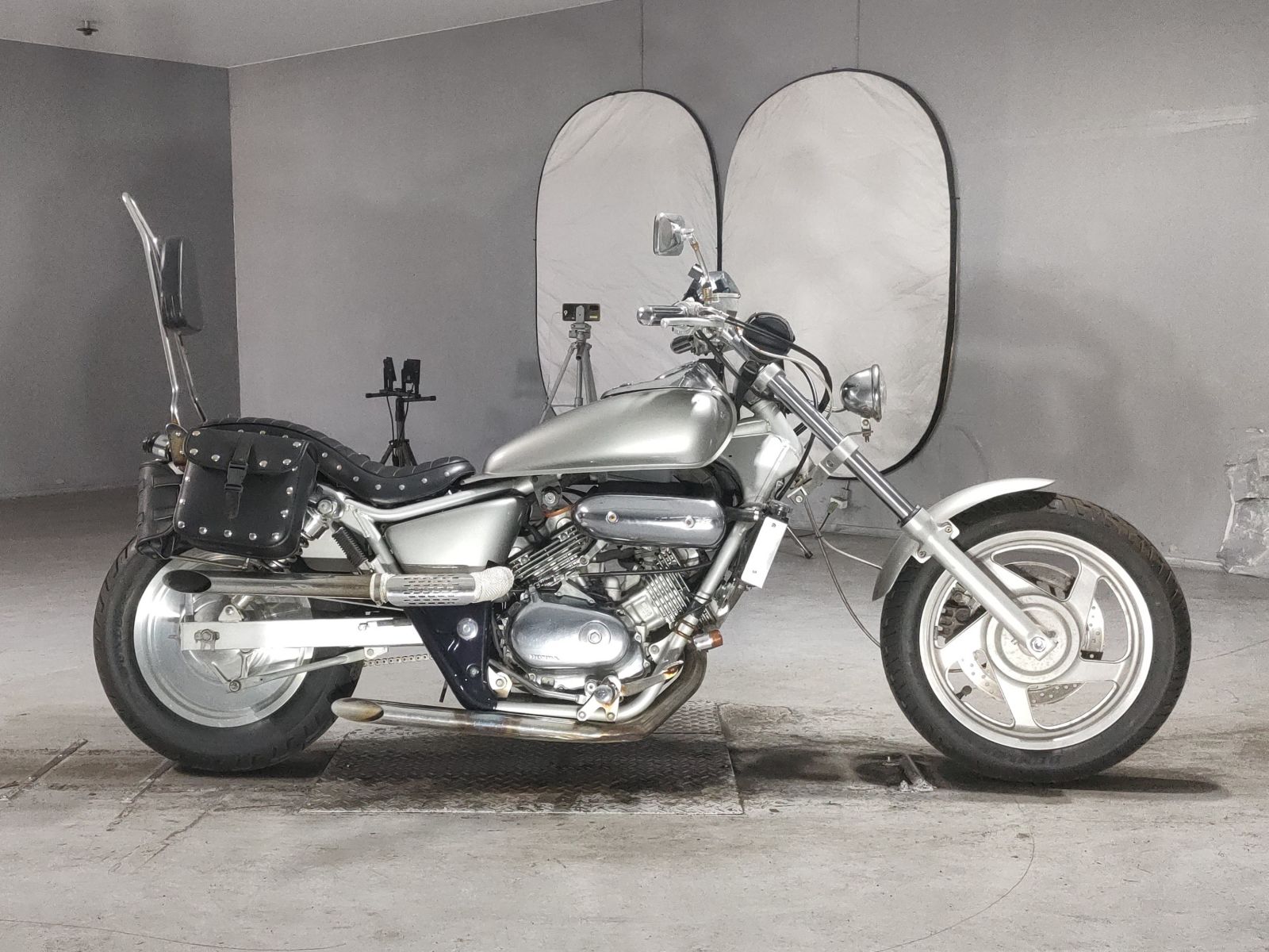 Honda MAGNA 250