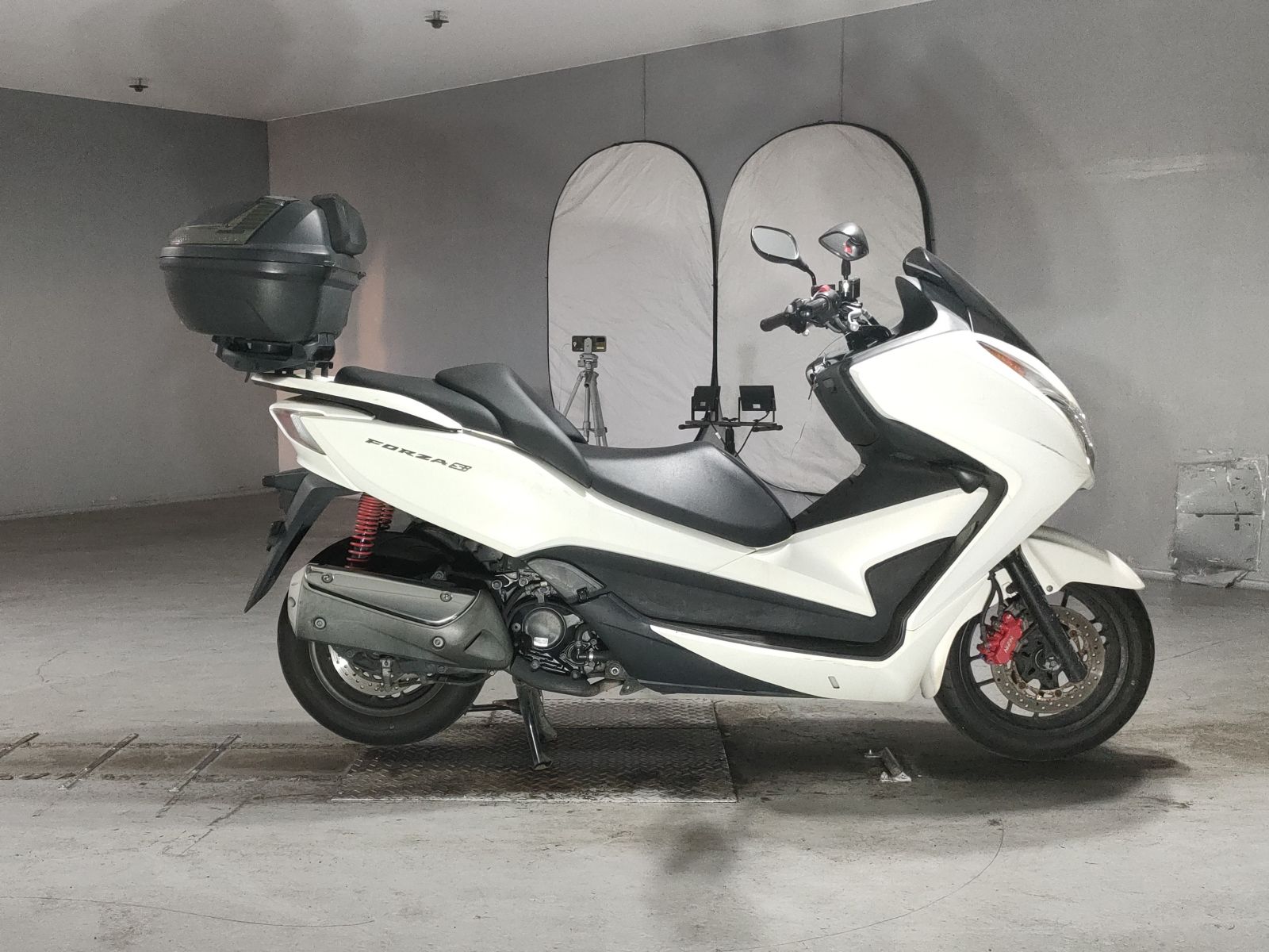 Honda FORZA