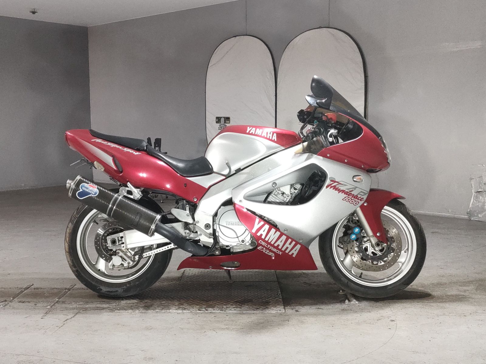 Yamaha YZF1000R