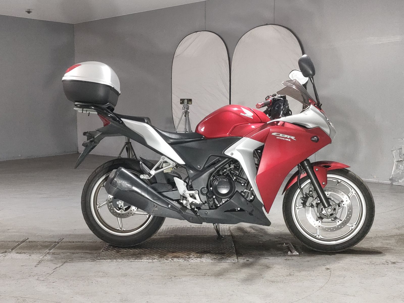 Honda CBR250R