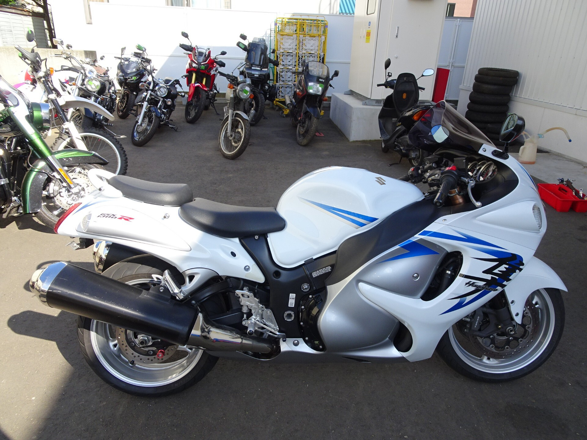 Suzuki GSX1300R HAYABUSA