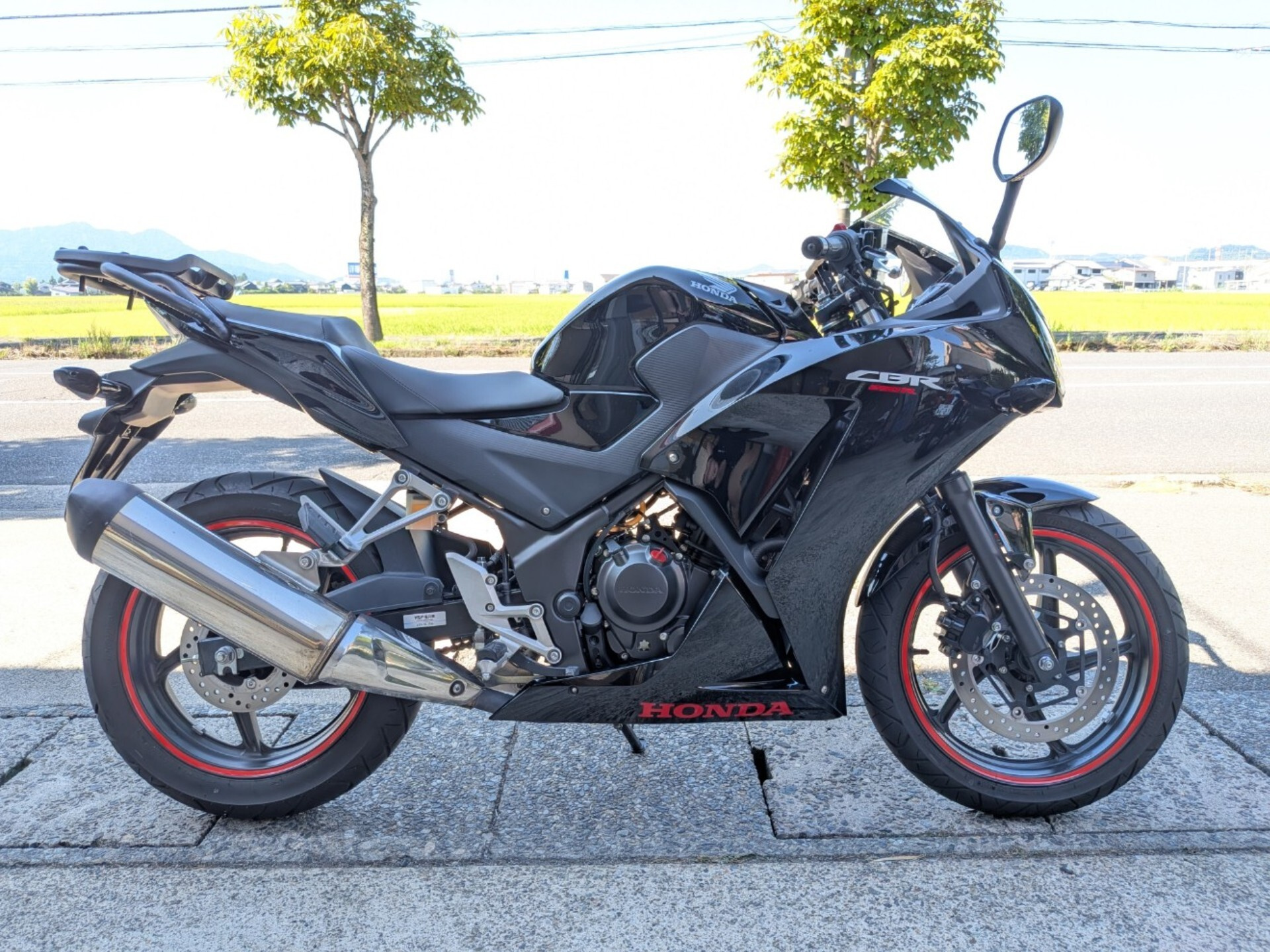 Honda CBR250R