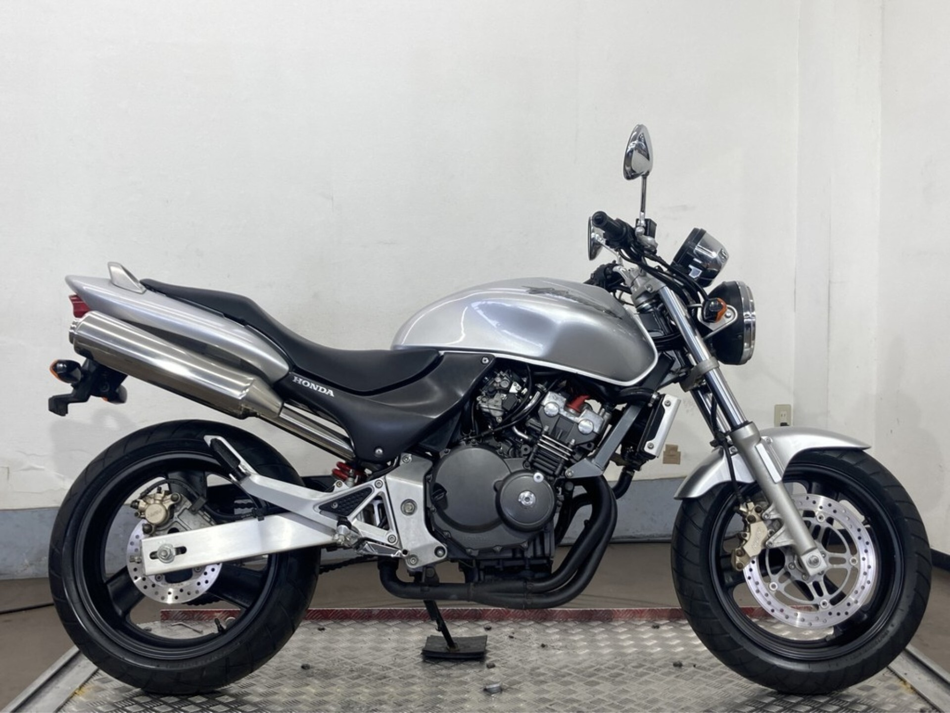 Honda HORNET250
