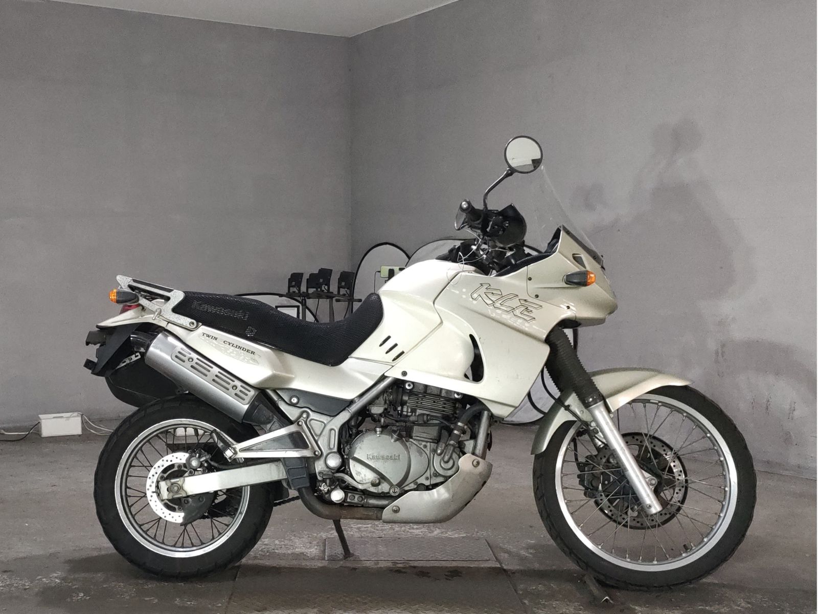 Kawasaki KLE400