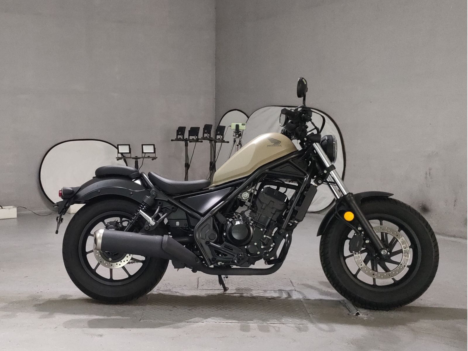 Honda REBEL