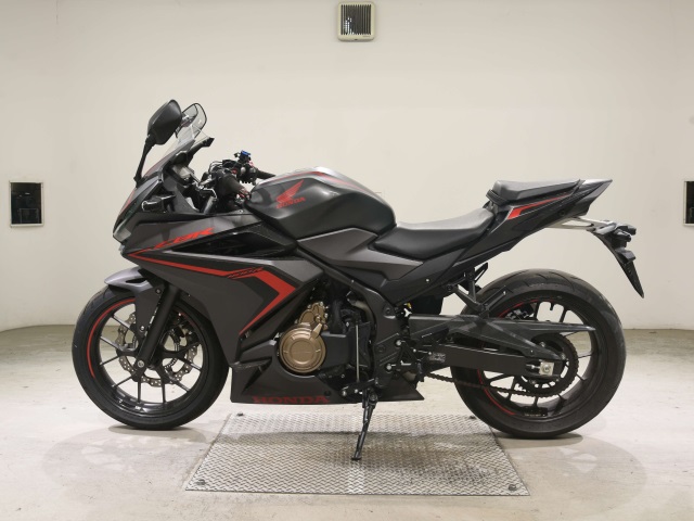 Honda CBR400R