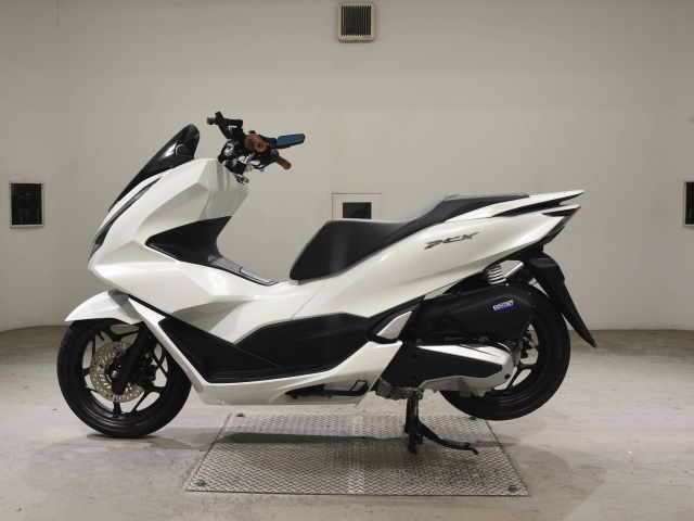 Honda PCX125-4