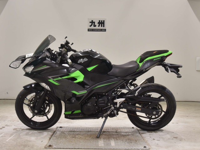 Kawasaki NINJA400-2