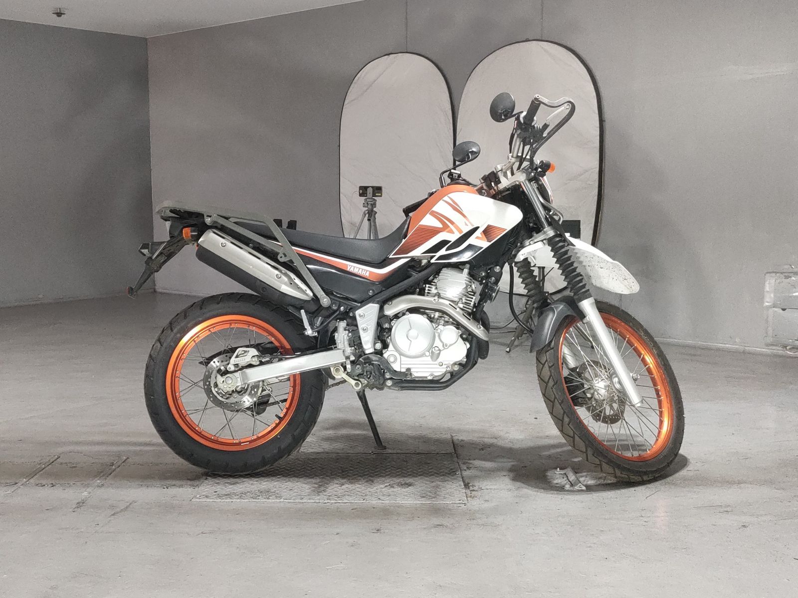 Yamaha SEROW 250