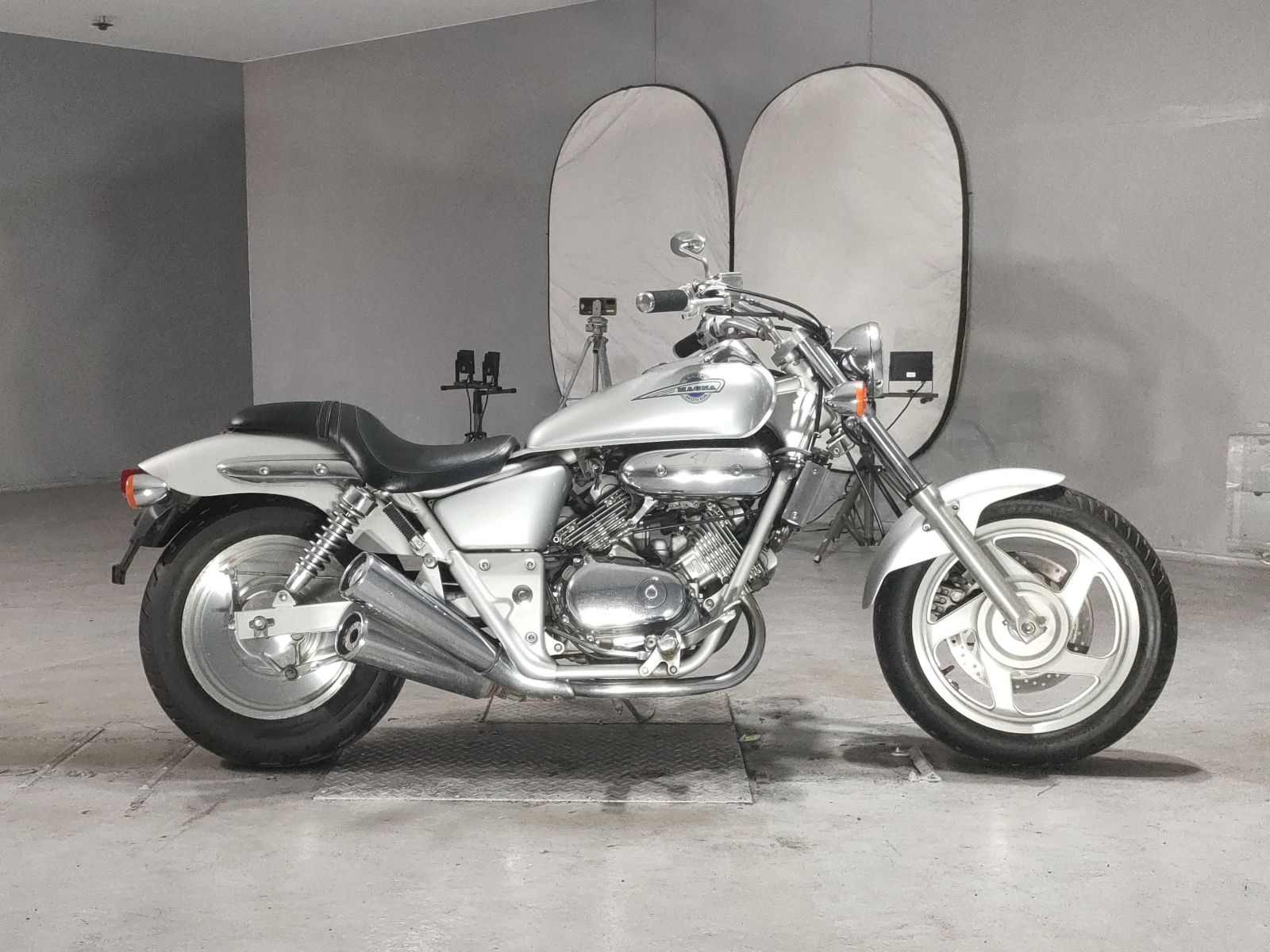 Honda MAGNA 250