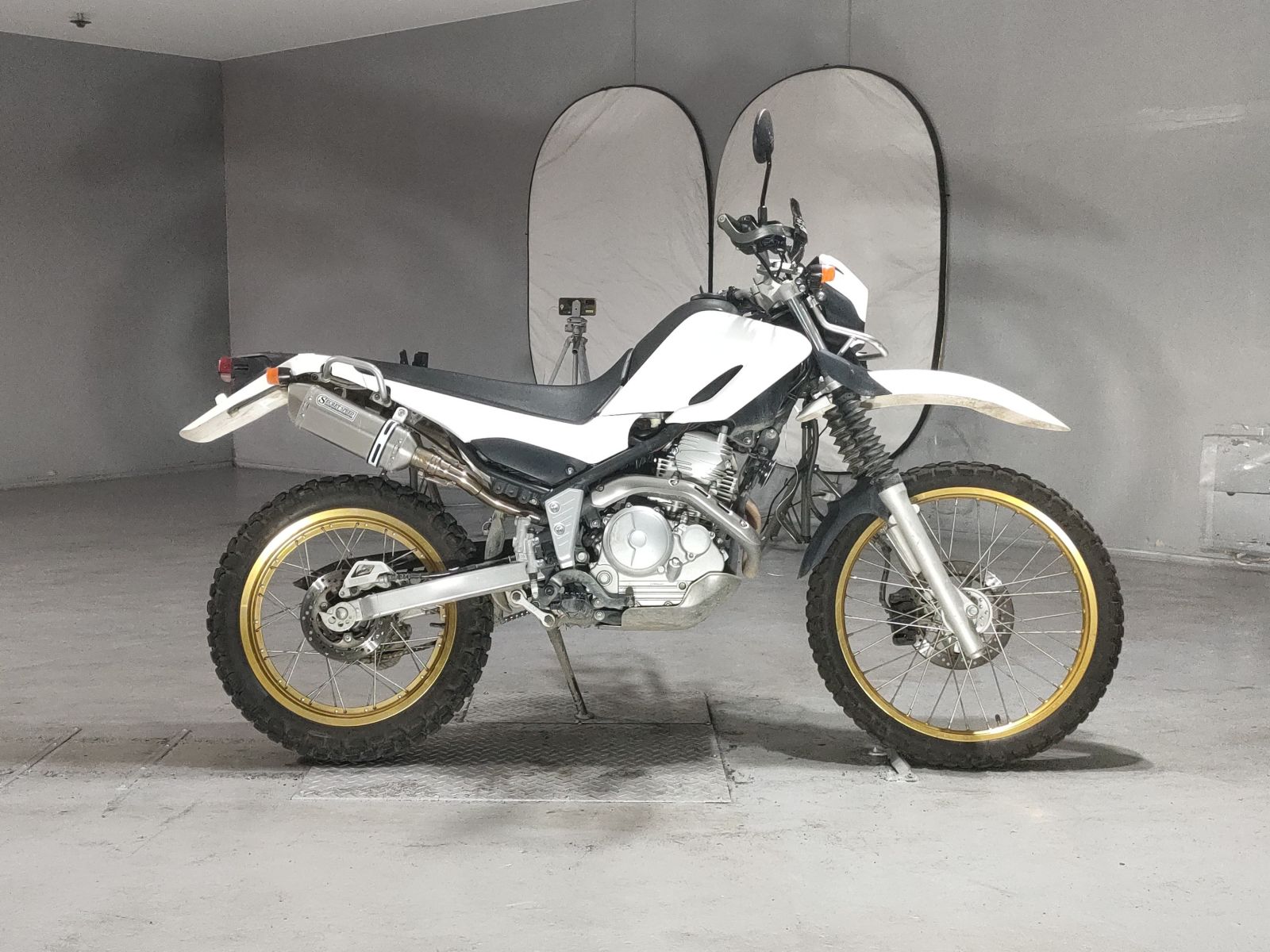 Yamaha SEROW 250