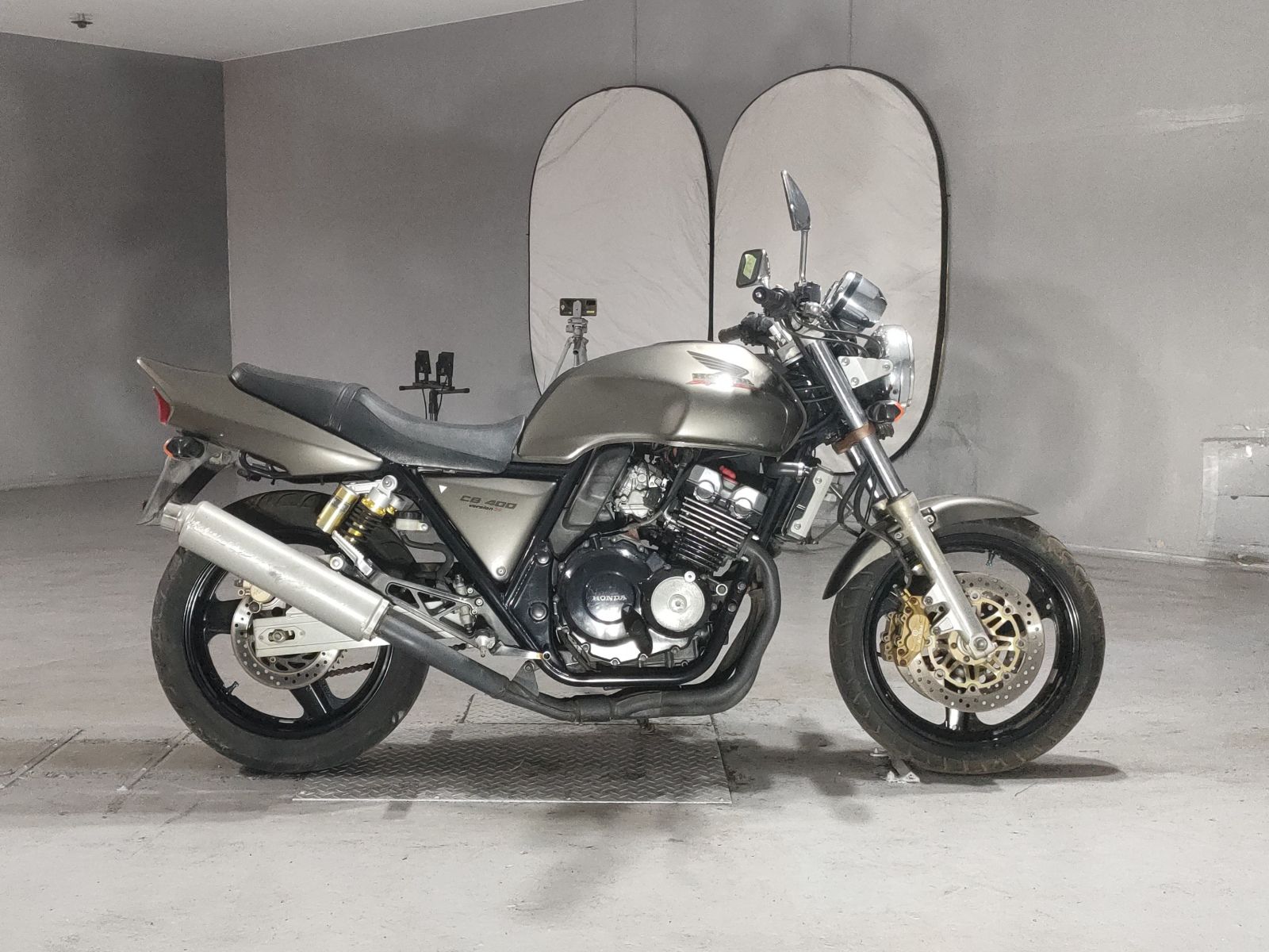 Honda CB400SF