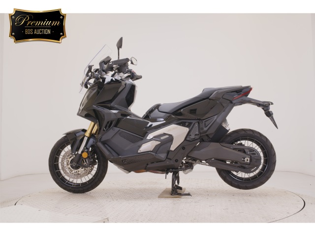 Honda X-ADV750-2