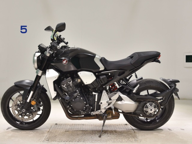 Honda CB1000R-2