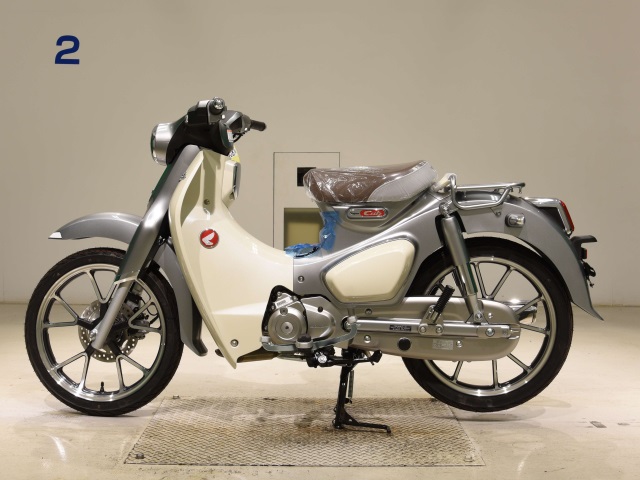 Honda C125-2