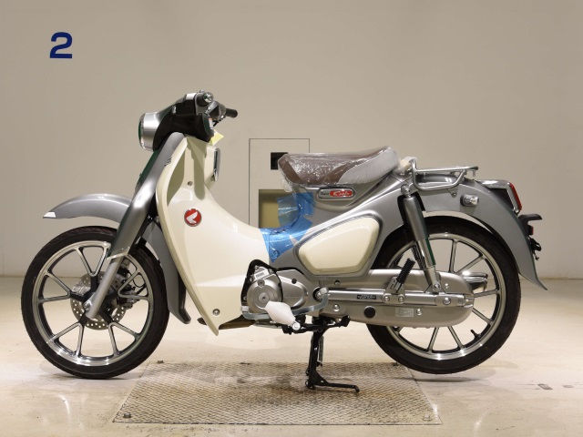 Honda C125-2