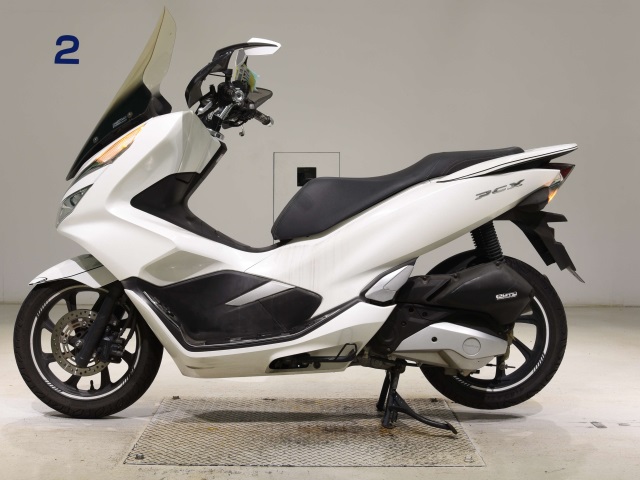 Honda PCX125-3