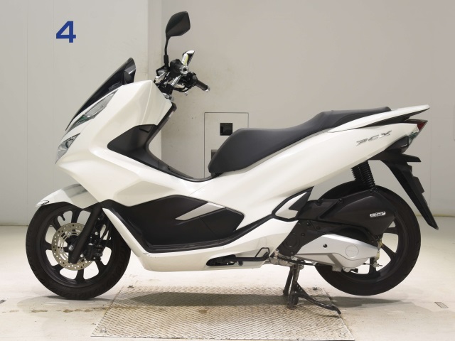 Honda PCX125-3