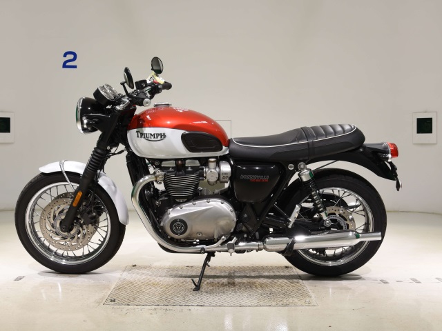 Triumph BONNEVILLE T120