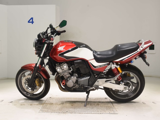 Honda CB400SFV-4