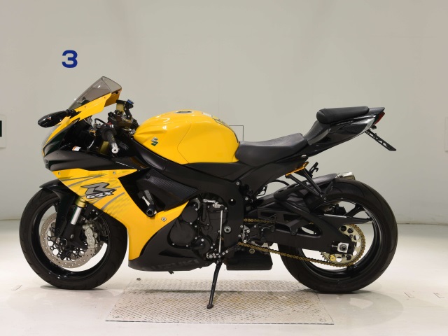 Suzuki GSX-R750