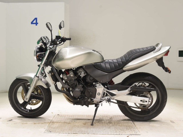 Honda HORNET250