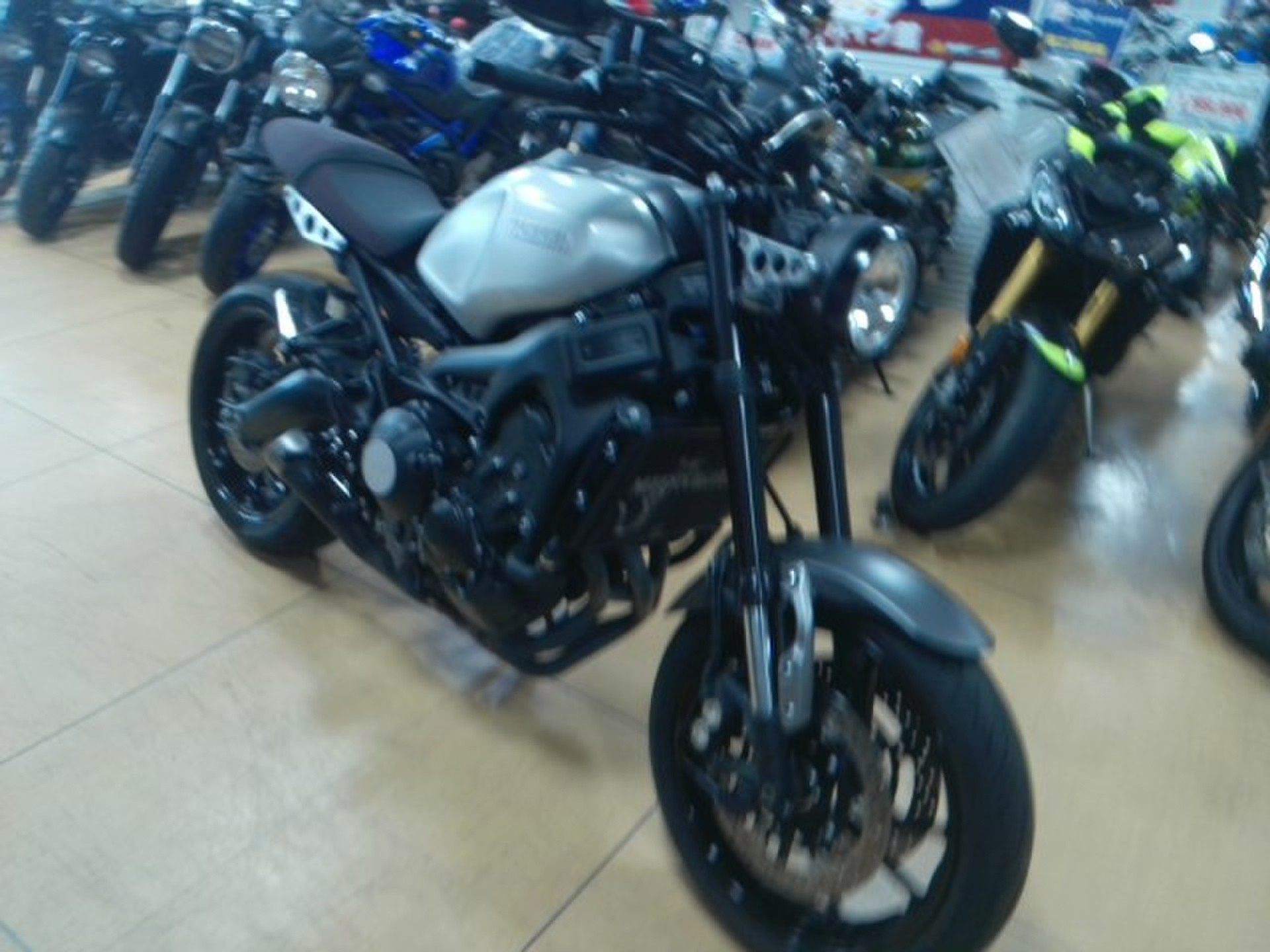 Yamaha XSR900