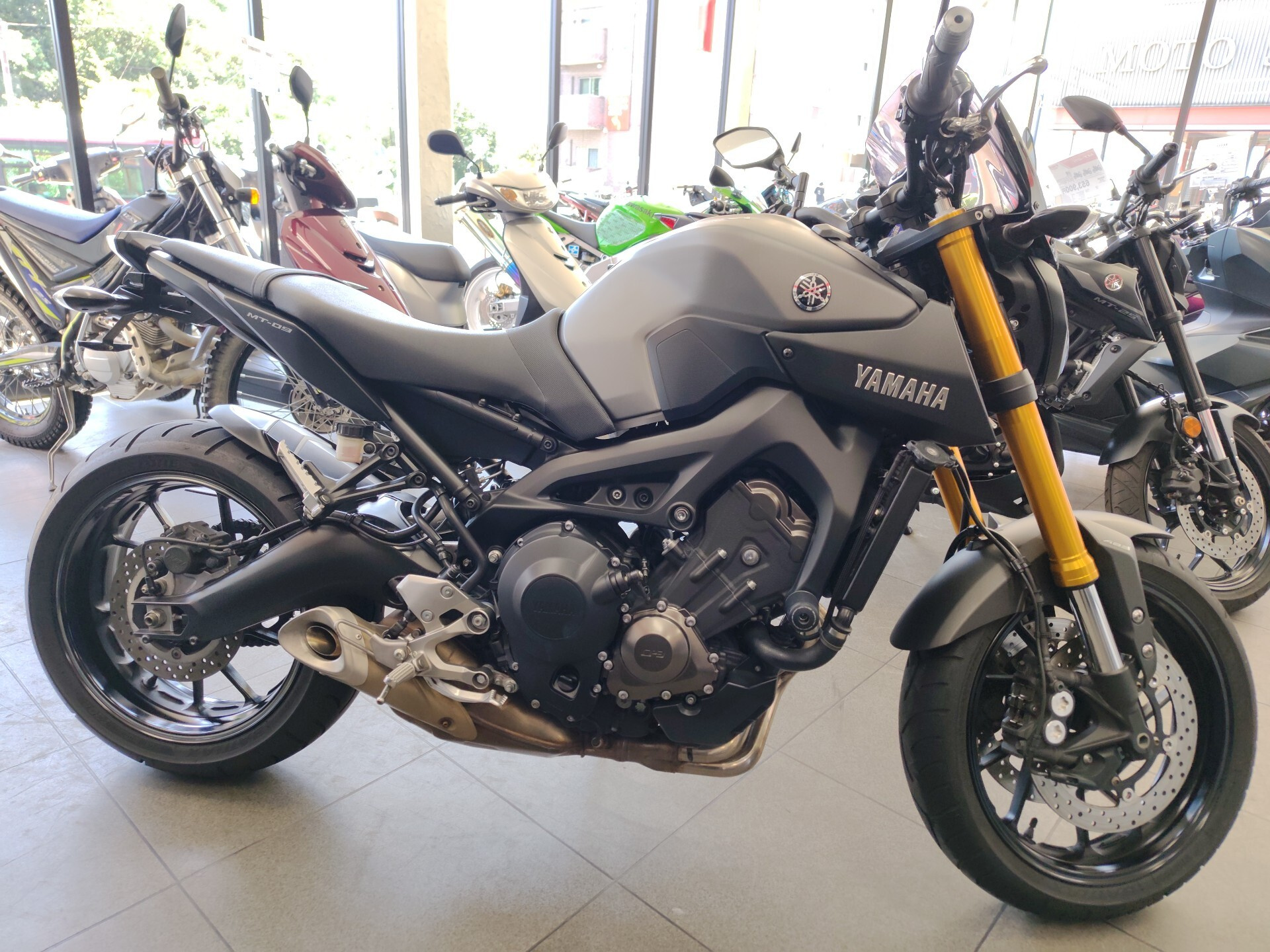 Yamaha MT-09 ABS