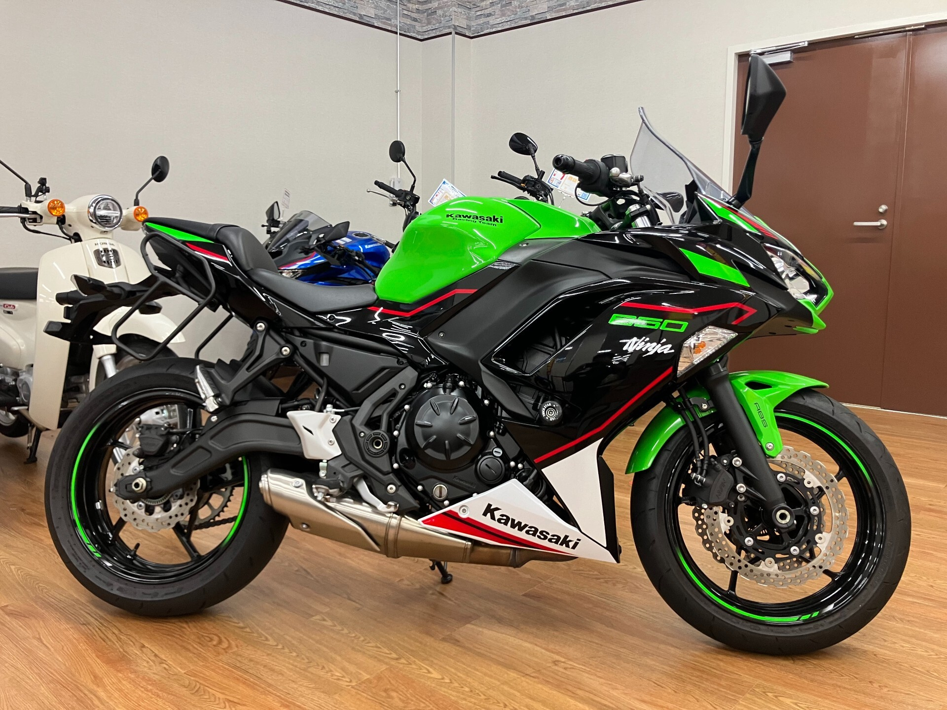 Kawasaki Ninja 650 KRT ED