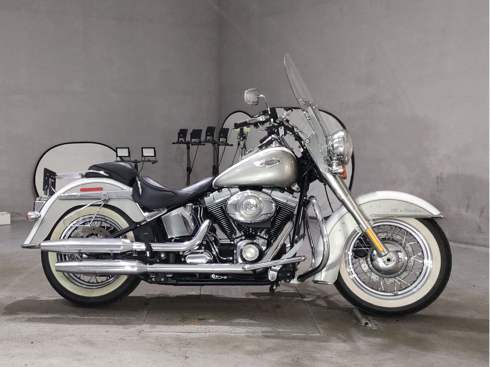 Harley-Davidson Softail Deluxe FLSTN1580