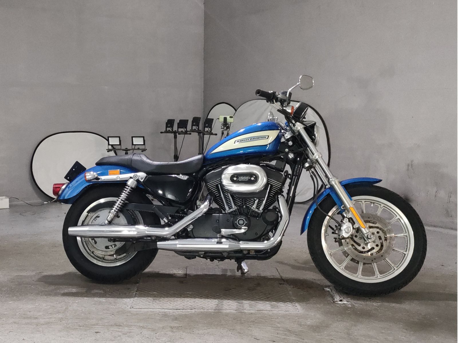 Harley-Davidson Sportster 1200 Roadster XL1200R