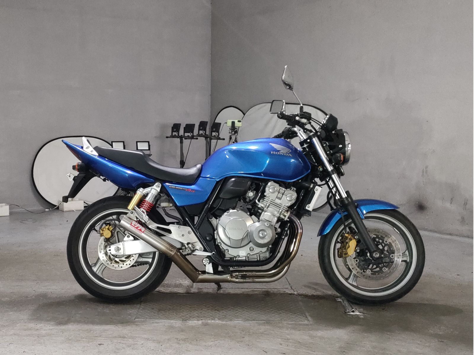 Honda CB400SFV-4