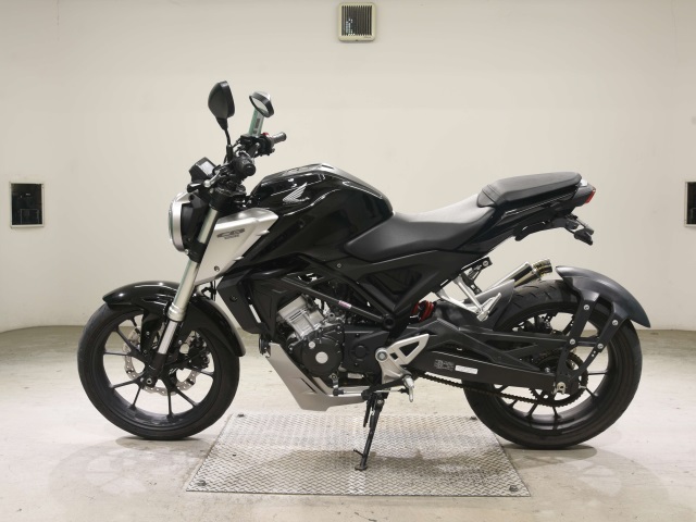 Honda CB125R