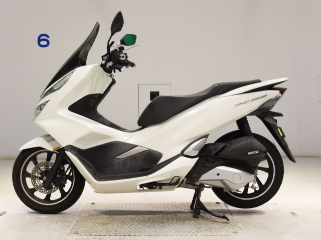 Honda PCX150-3