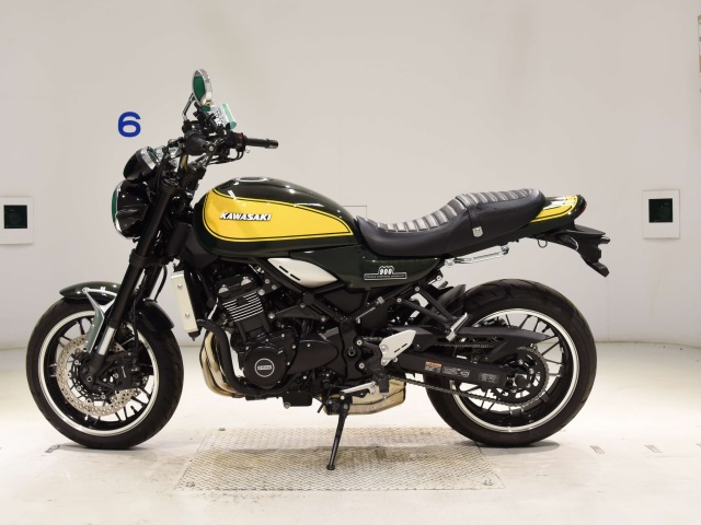 Kawasaki Z900RS