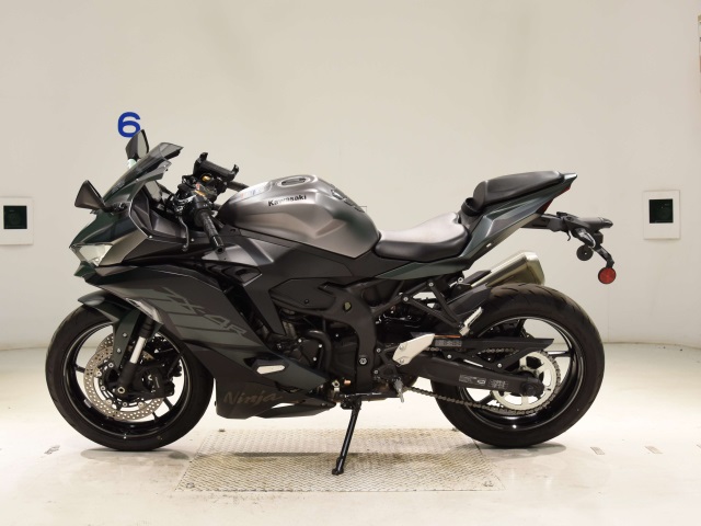 Kawasaki ZX-4R SE