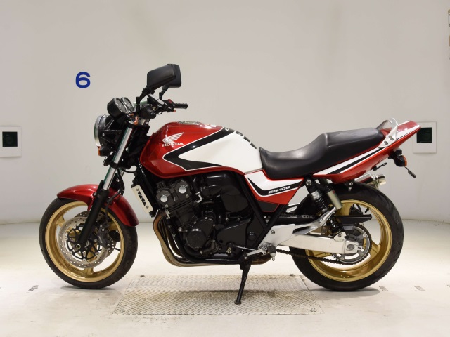 Honda CB400SFV-4