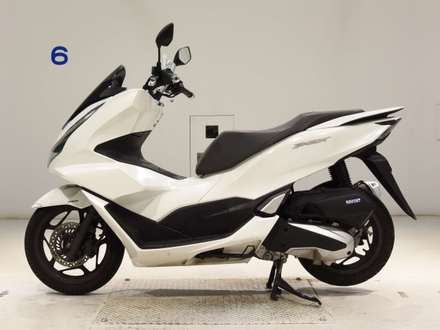 Honda PCX125-4