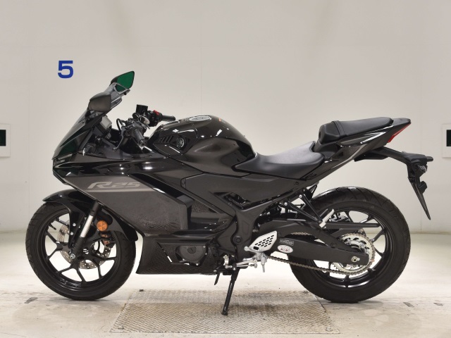 Yamaha YZF-R25A