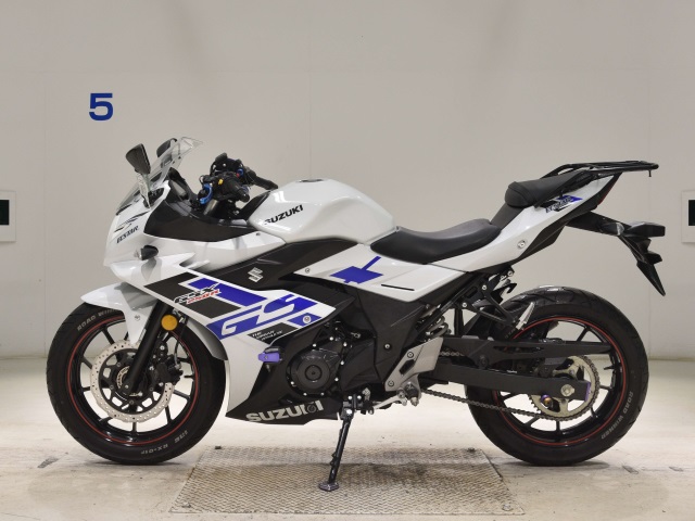 Suzuki GSX250R