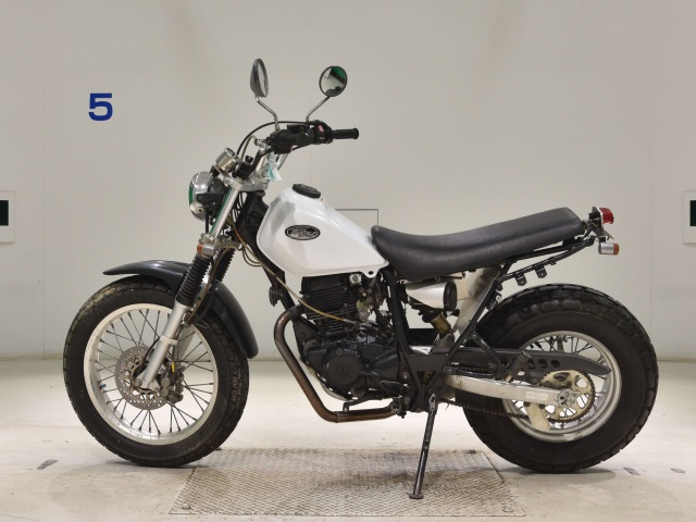 Yamaha TW200-2