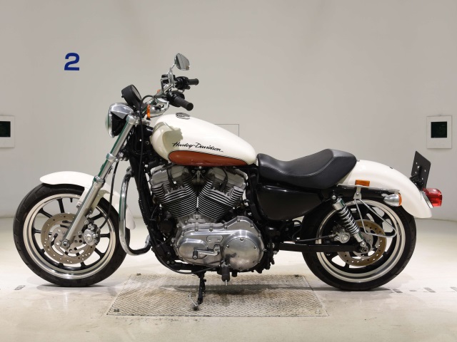 Harley-Davidson Sportster 883 Low / SuperLow XL883L