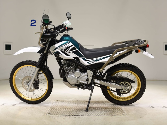 Yamaha SEROW 250-2
