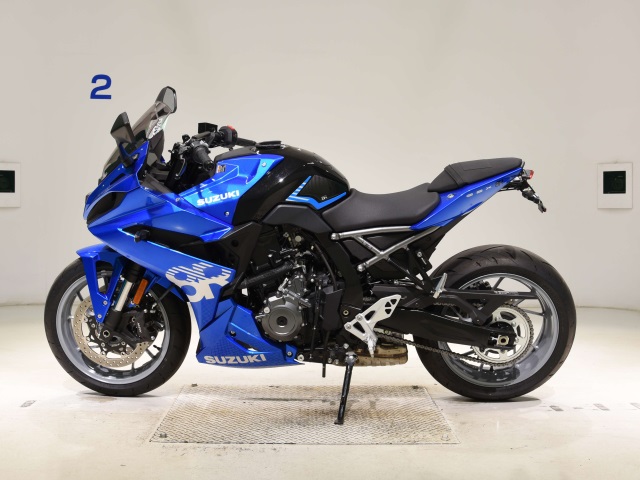 Suzuki GSX-8R