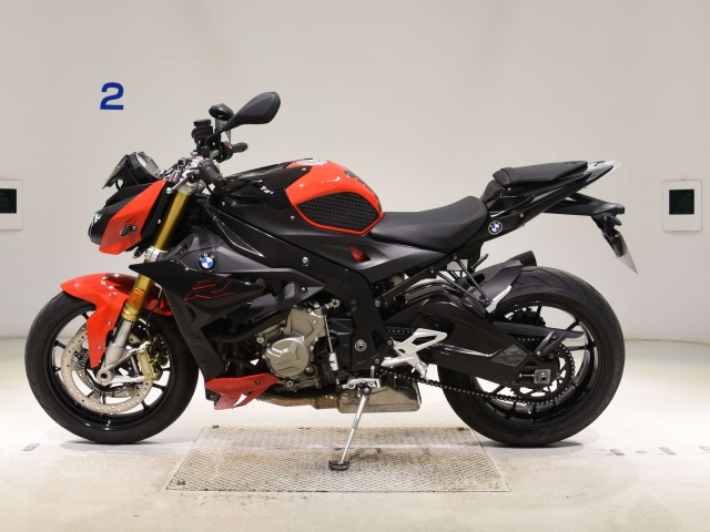 BMW S1000R